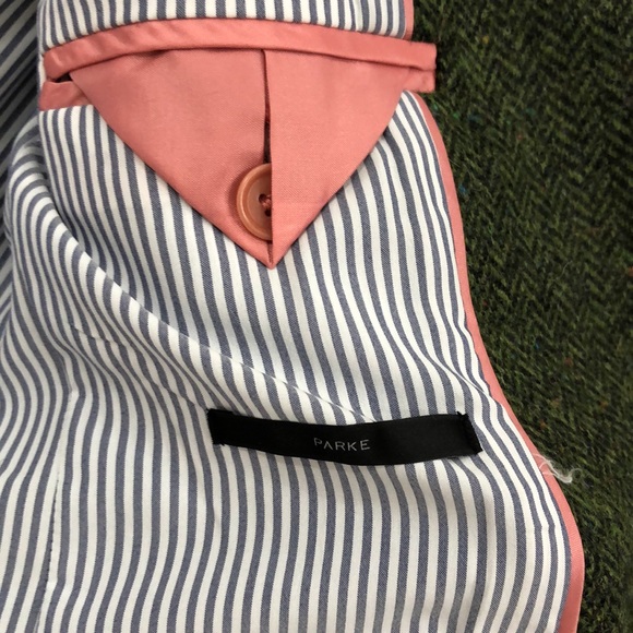 J Crew blazer. Like new. Fully lined. Size 0 - Picture 4 of 6